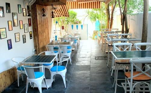 Cafe Rova restaurant with tables and chairs